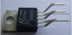 1074LT HVCT LT1074-HVCT  REGOLATORE SWITCH. 5A TO220 5PIN